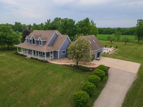 1101 Alexander Rd, Bloomington, IL 61701 photo 2