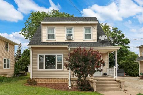3604 Main St, Mchenry, IL 60050 photo 1