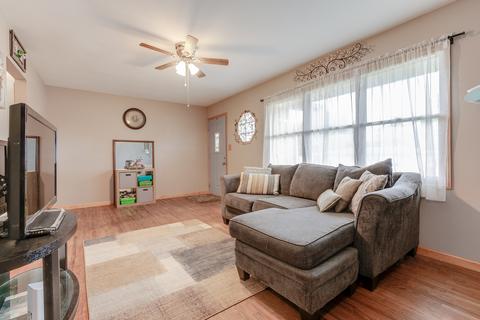 4803 William St, Mchenry, IL 60051 photo 4