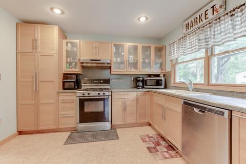 4803 William St, Mchenry, IL 60051 photo 6