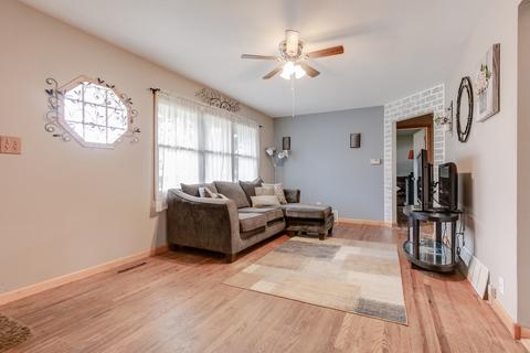 4803 William St, Mchenry, IL 60051 photo 3