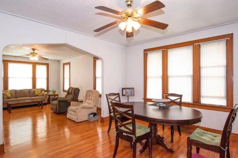 358 Mcclure Ave, Elgin, IL 60123 photo 6
