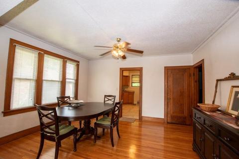 358 Mcclure Ave, Elgin, IL 60123 photo 5