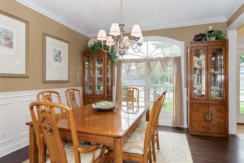 2006 Gailey Ln, Bloomington, IL 61704 photo 8