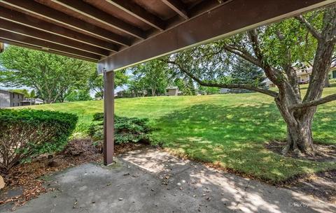 414 Waters Edge Dr #D, Mchenry, IL 60050 photo 21