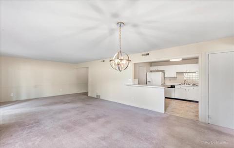 414 Waters Edge Dr #D, Mchenry, IL 60050 photo 4
