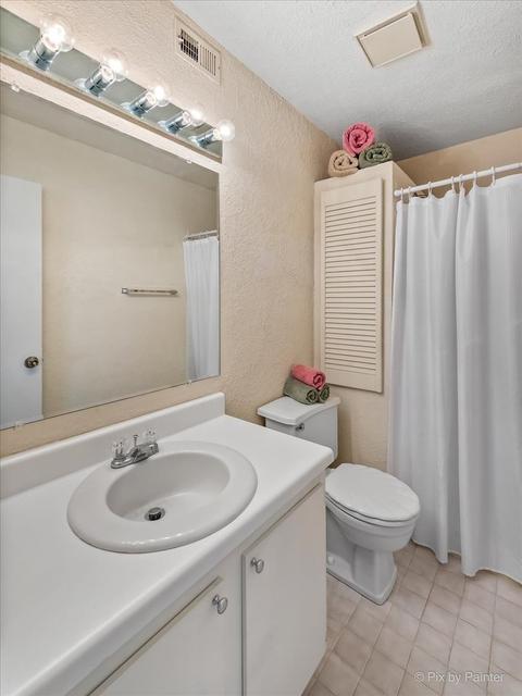414 Waters Edge Dr #D, Mchenry, IL 60050 photo 14
