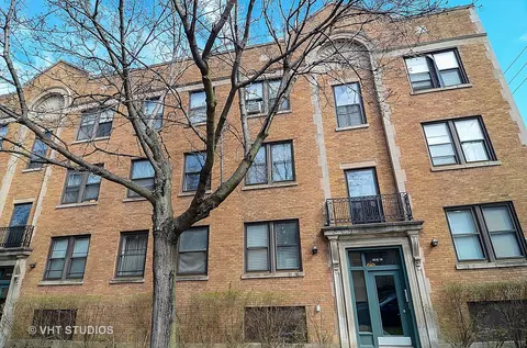 1014 W Barry Ave #3, Chicago, IL 60657