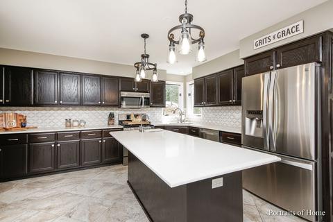 531 N 4th Ave, Addison, IL 60101 photo 9