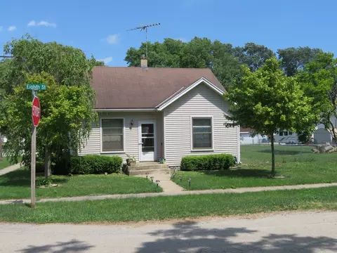 606 8th St, Mazon, IL 60444 photo 1