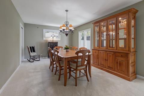 335 Brookside Cir, Wheaton, IL 60187 photo 9