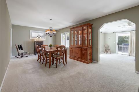335 Brookside Cir, Wheaton, IL 60187 photo 8