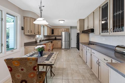 335 Brookside Cir, Wheaton, IL 60187 photo 12