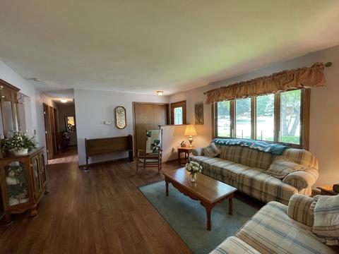 2104 Cimarron Dr, Freeport, IL 61032 photo 10