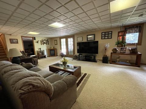 2104 Cimarron Dr, Freeport, IL 61032 photo 27