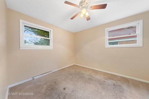 312 Rush St, Roselle, IL 60172 photo 9