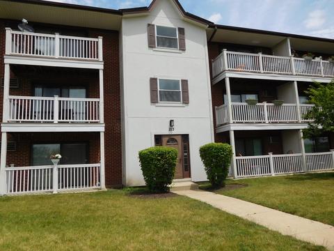 213 Gregory St #9, Aurora, IL 60504 photo 1