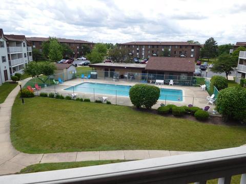 213 Gregory St #9, Aurora, IL 60504 photo 9
