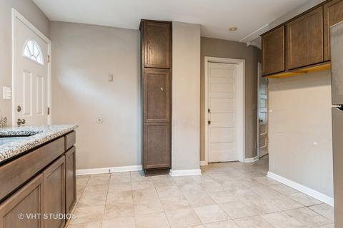 518 Front St, Aurora, IL 60505 photo 12