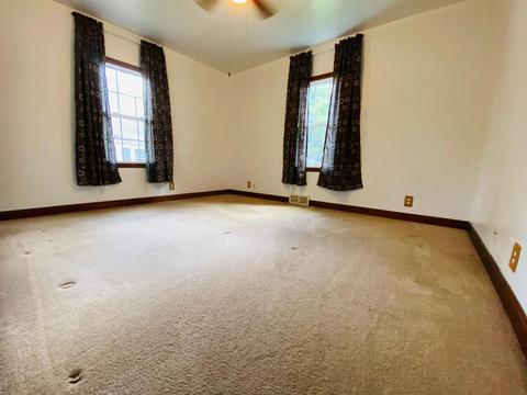 329 E Seminole St, Dwight, IL 60420 photo 9
