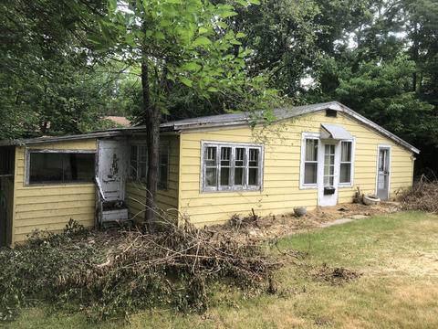 1187 Logan Ave, Elgin, IL 60120 photo 1