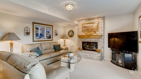 4522 Capstan Dr, Hoffman Estates, IL 60192 photo 23