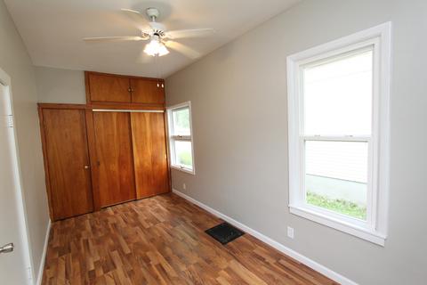 1013 E Olive St E, Bloomington, IL 61701 photo 17