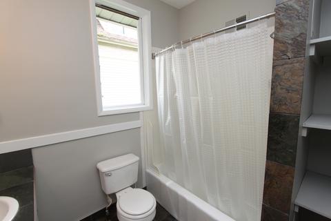 1013 E Olive St E, Bloomington, IL 61701 photo 12