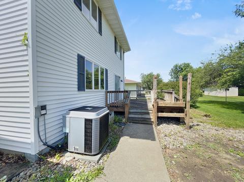 708 E Ash St, Watseka, IL 60970 photo 16