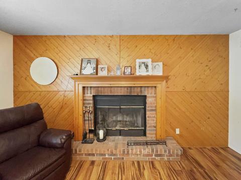 708 E Ash St, Watseka, IL 60970 photo 8