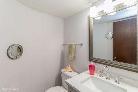 605 Packard Dr, Elgin, IL 60120 photo 12