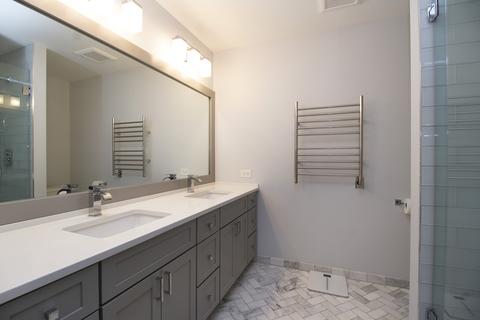 6825 Olympic Dr, Bridgeview, IL 60455 photo 15