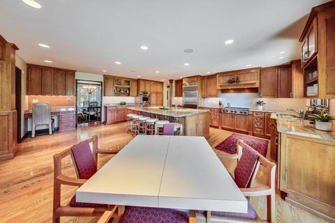 560 Conway Ct, Burr Ridge, IL 60527 photo 16