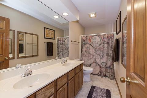 1104 Tanger Cc Ct, Normal, IL 61761 photo 28