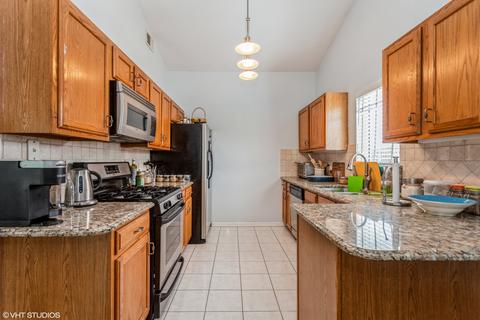 328 Frontage Rd #2B, Willowbrook, IL 60527 photo 5