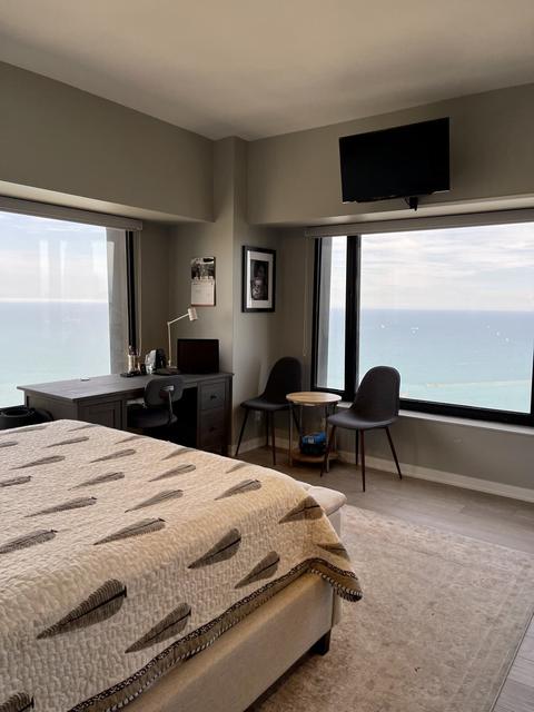 175 E Delaware Pl #5011, Chicago, IL 60611 photo 24