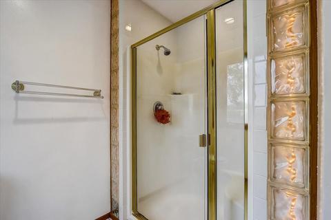525 S 5th Ave, Des Plaines, IL 60016 photo 19