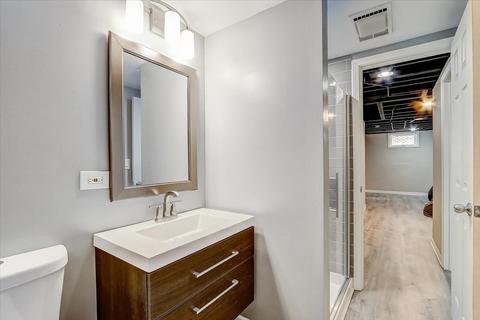 525 S 5th Ave, Des Plaines, IL 60016 photo 29