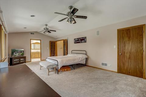 525 S 5th Ave, Des Plaines, IL 60016 photo 15