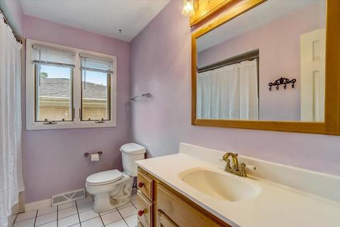 525 S 5th Ave, Des Plaines, IL 60016 photo 13
