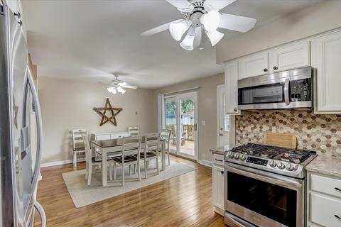 525 S 5th Ave, Des Plaines, IL 60016 photo 5