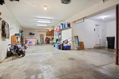 302 Ironwood Cc Dr, Normal, IL 61761 photo 40