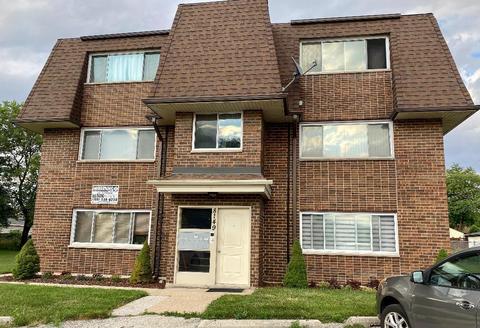 8149 Ogden Ave #2S, Lyons, IL 60534 photo 1