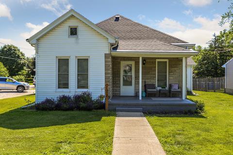 108 N Willow St, Ogden, IL 61859 photo 1