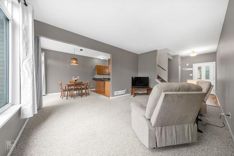 2132 W Adobe Dr, Addison, IL 60101 photo 3