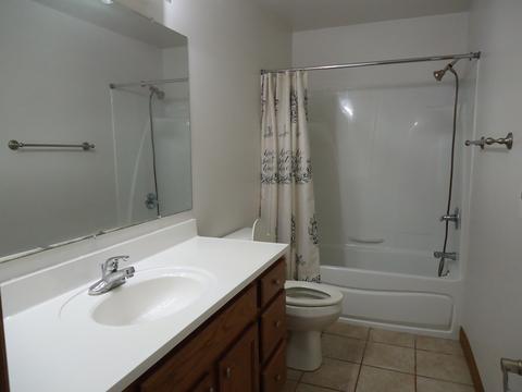906 34th St, Peru, IL 61354 photo 17