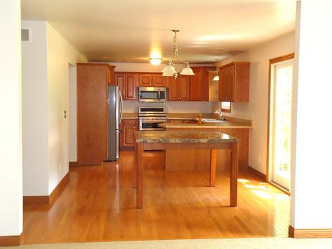 906 34th St, Peru, IL 61354 photo 5