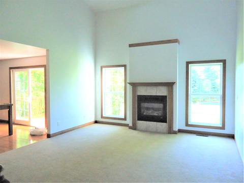906 34th St, Peru, IL 61354 photo 4