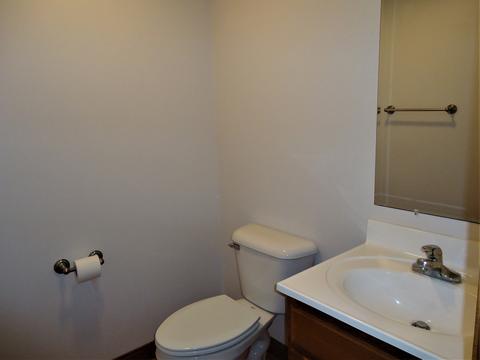 906 34th St, Peru, IL 61354 photo 19