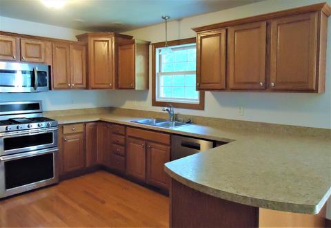 906 34th St, Peru, IL 61354 photo 7
